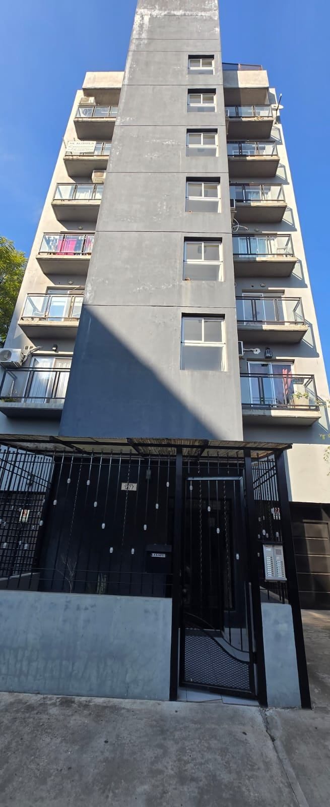 Depto 2 amb en venta - Centro de Muñiz - 40 m2 con cochera incluida